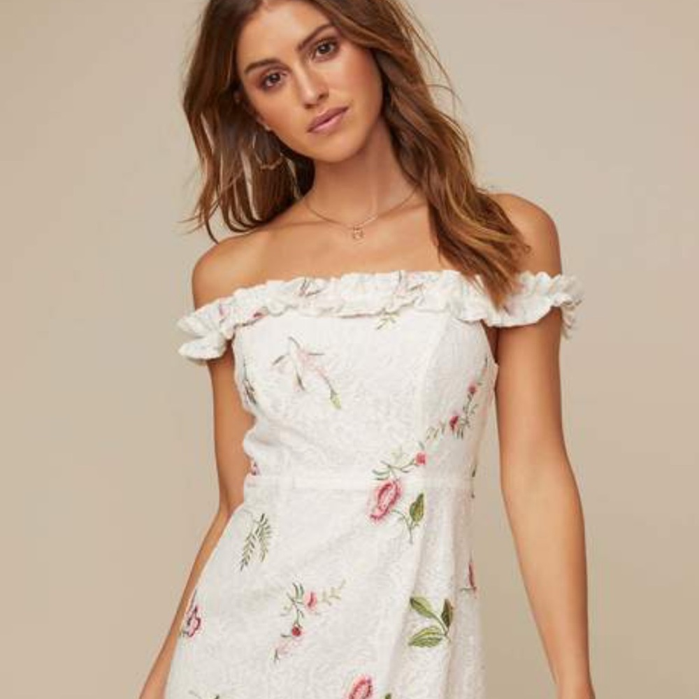 ASTR the Label Mini White Floral Dress